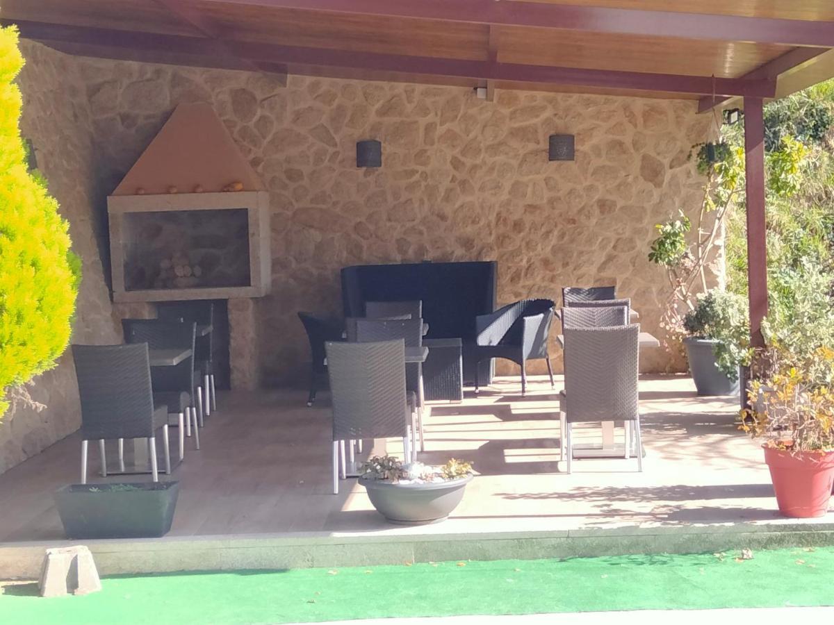 Hostal Nuevo Alonso Bembribe Buitenkant foto