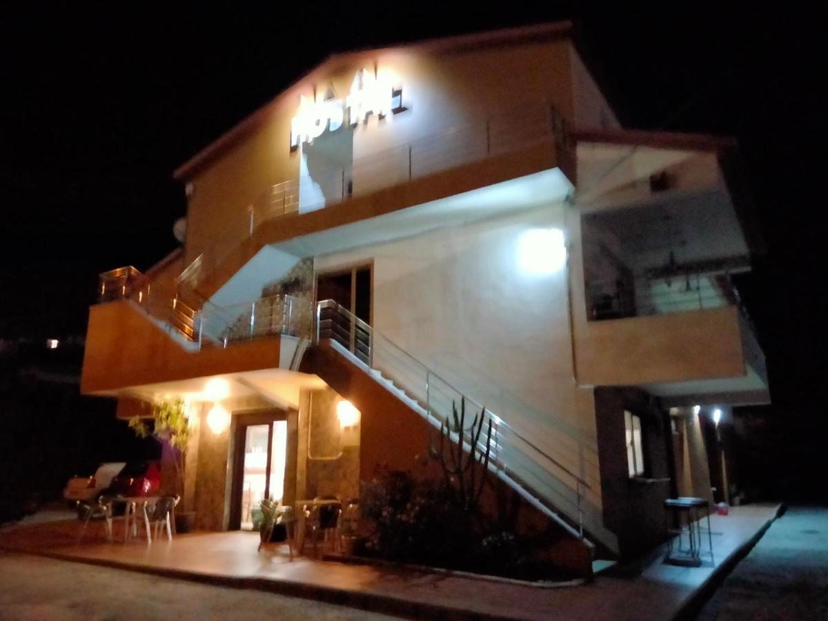 Hostal Nuevo Alonso Bembribe Buitenkant foto