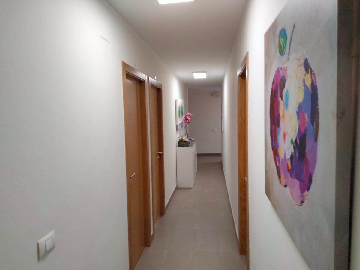 Hostal Nuevo Alonso Bembribe Buitenkant foto